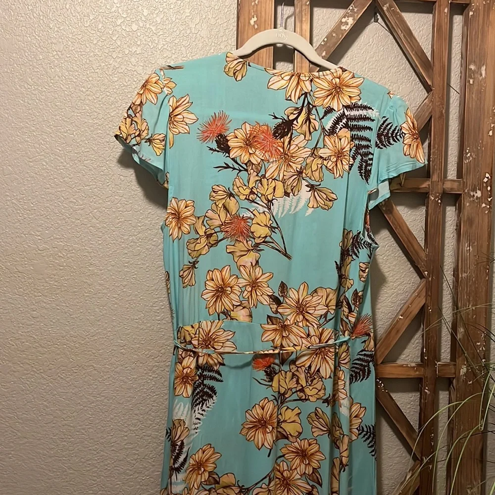 Xhilaration Wrap Dress Summer Essential Size X Light Weight, Snap at V, NWOT - Picture 7 of 9